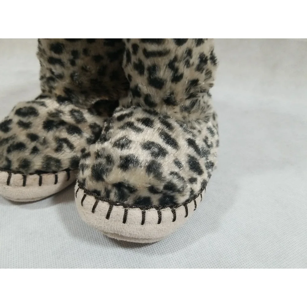 NEW Carter's Girls Bootie Slippers Fuax Fur Cheetah Print Size Toddler 7/8 NWT‎
